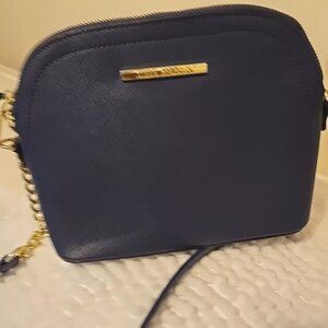 Steve Madden Crossbody Purse With Gold Hardware